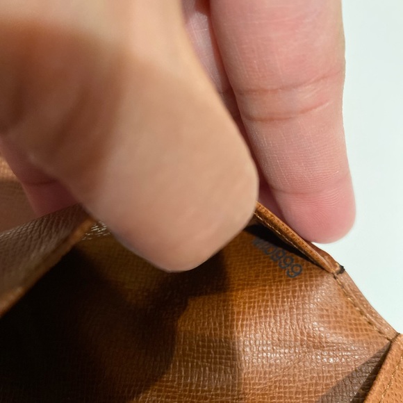 Authentic LV check book wallet - Picture 6 of 10